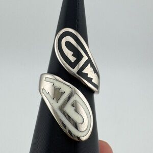 Hopi Sterling Silver Inlay Silver and‎ Black Women’s Ring Sz 5